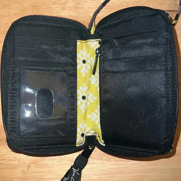 Vera Bradley Baroque Carry It All Wristlet - Picture 8 of 9